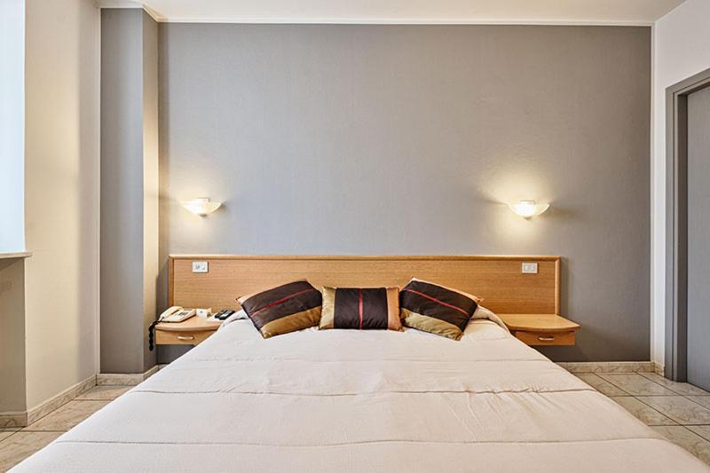 Hotel Celestino Piobesi Torinese Eksteriør bilde
